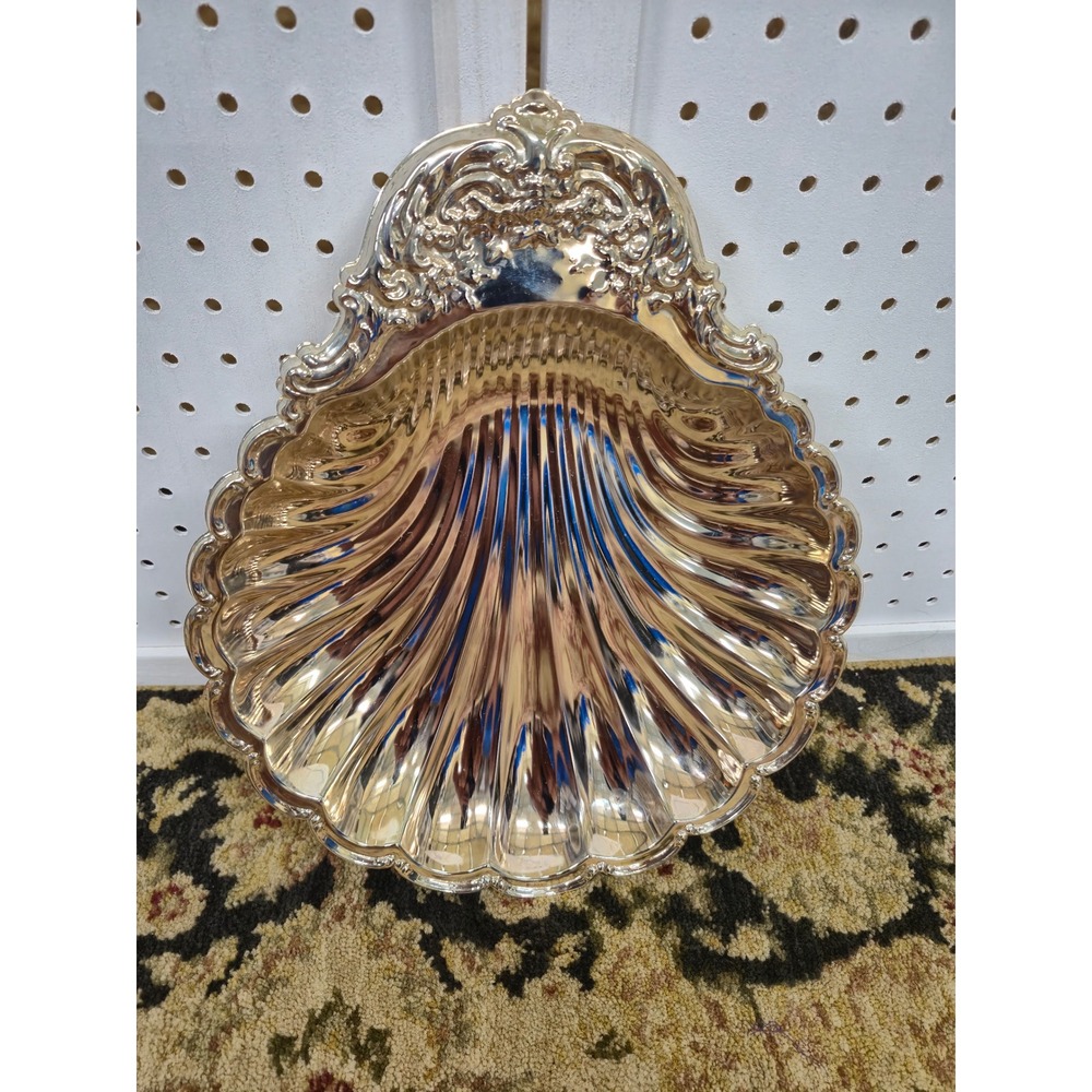 Leonard Silverplated Shell Serving Tray Scalloped Floral Vintage Catchall Dish